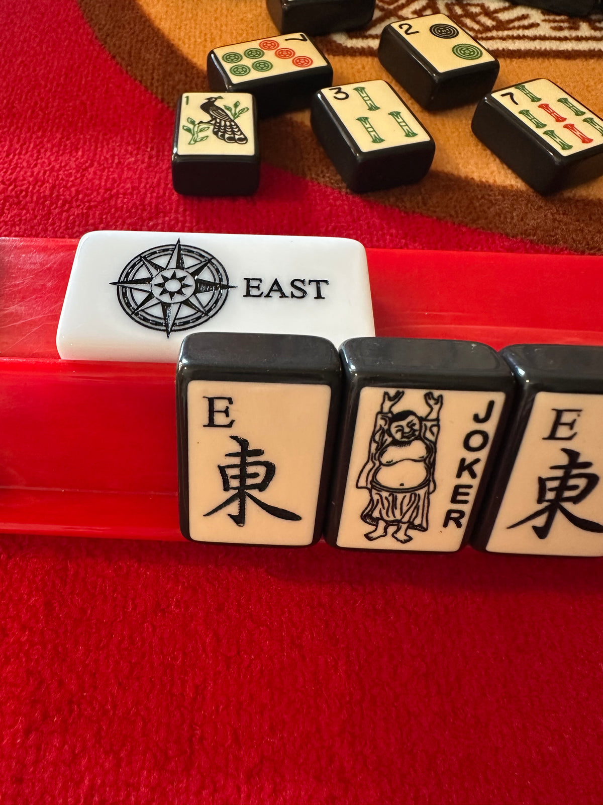 East Tile Indicator for your Rack (on Mahjinoes® tile)