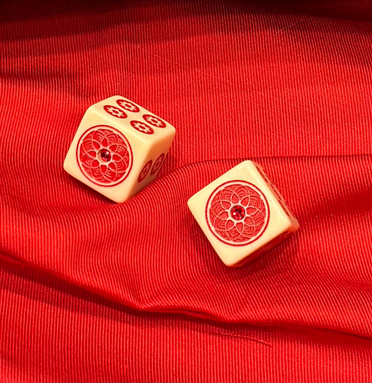 Red Hot Bling - one pair 19 mm ivory color dice with red and red stone