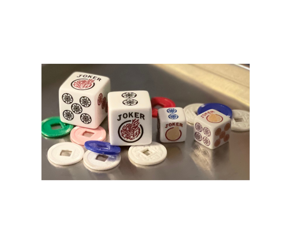 Jumbo Mahjong One Joker Away - one pair of 25mm white dice with red and black